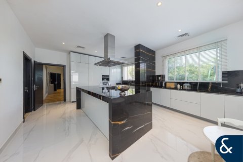 Villa itt: Jumeirah Golf Estates, Dubai, EAE, 7 hálószoba, 881 m², azonosító: 697996 - fénykép 10