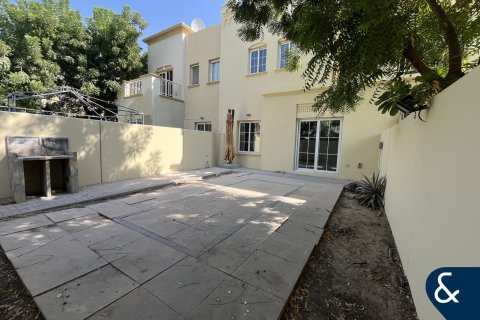 Huvila The Springs, Dubai, Arabiemiraatit 2 makuuhuonetta, 157 m2 № 697993