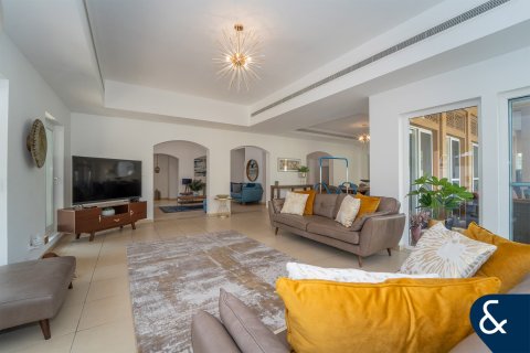 וילה למכירה ב Arabian Ranches, Dubai, איחוד האמירויות  7 חדרי שינה, 645 מ"ר, מספר 697994 - תמונה 3