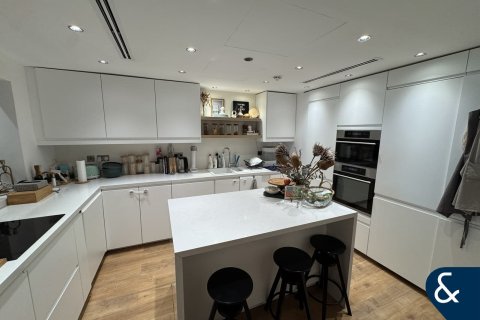 Apartament na sprzedaż w Palm Jumeirah, Dubai, ZEA 2 sypialnie, 185 mkw., nr 698052 - zdjęcie 2