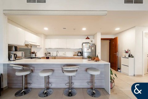 Apartamento en venta en Jumeirah Golf Estates, Dubai, EAU 3 dormitorios, 166 m2 № 697995 - foto 6