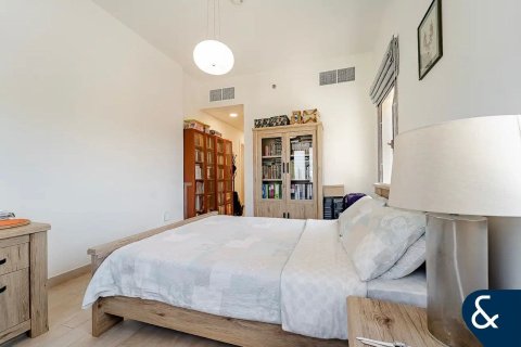 Apartamento en venta en Jumeirah Golf Estates, Dubai, EAU 3 dormitorios, 166 m2 № 697995 - foto 11