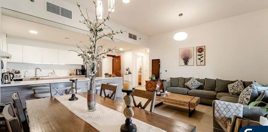 Apartamento en Jumeirah Golf Estates, Dubai, EAU 3 dormitorios, 166 m² № 697995