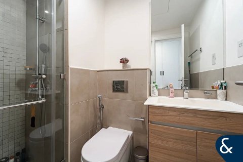 Apartamento en venta en Jumeirah Golf Estates, Dubai, EAU 3 dormitorios, 166 m2 № 697995 - foto 18