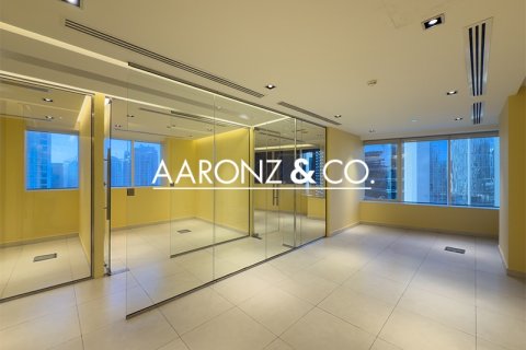 Business Bay, Dubai, UAE의 임대용 사무실 95제곱미터 번호 690584 - 사진 9