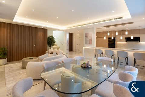 Vila v The Lakes, Dubai, SAE 3 spálne, 236 m2 č. 667281 - Fotografia 1