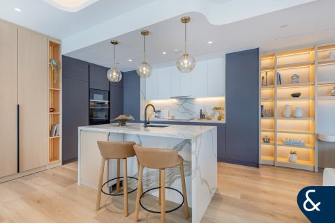 Apartmán v AURORA TOWER v Dubai Marina, SAE 2 spálne, 176 m2 č. 667285 - Fotografia 3