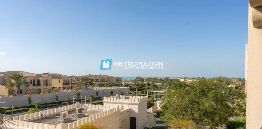Byt na Saadiyat Island, Abu Dhabi, SAE 3 ložnice, 201 m² Č.: 686418