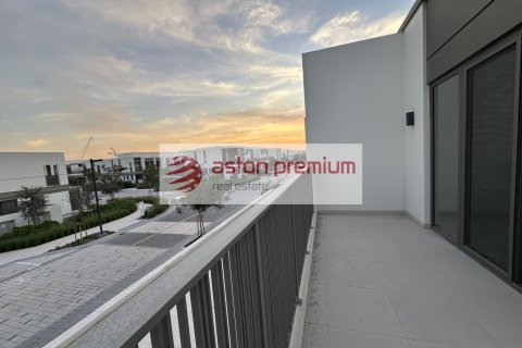 Shtëpi në qytet në Tilal Al Ghaf, Dubai, Emiratet e Bashkuara Arabe 3 dhoma gjumi, 147 m2. № 695601 - Foto 12
