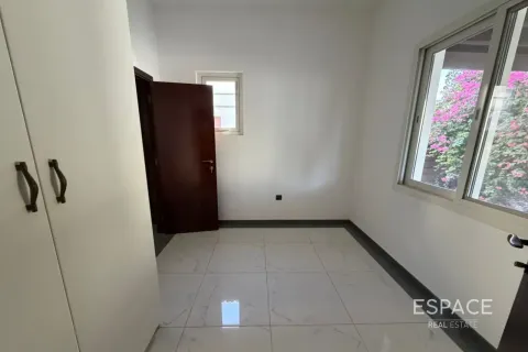 Townhouse sa Dubai Land, UAE 3 silid-tulugan, 246 sq.m. № 737903 - larawan 5