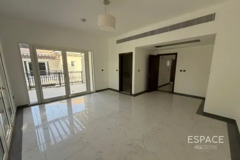 Townhouse sa Dubai Land, UAE 3 silid-tulugan, 246 sq.m. № 737903 - larawan 8