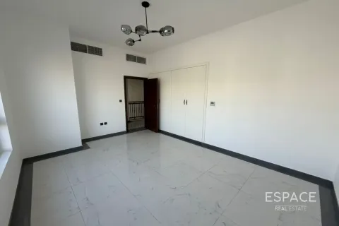Townhouse sa Dubai Land, UAE 3 silid-tulugan, 246 sq.m. № 737903 - larawan 12
