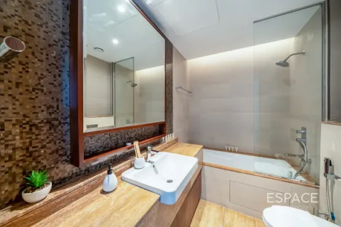 Apartment in IMPERIAL AVENUE in Downtown Dubai (Downtown Burj Dubai), UAE 3 bedrooms, 189 sq.m. № 738522 - photo 18
