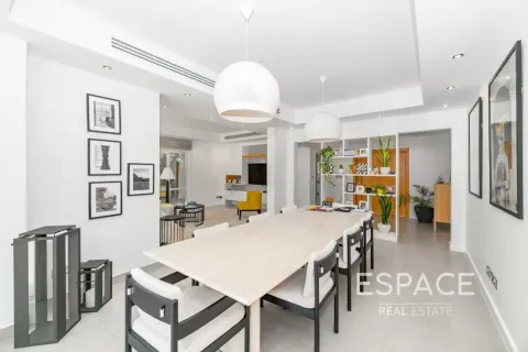 Meadows、Dubai、UAE にあるヴィラ販売中 5ベッドルーム、391 m2、No737904 - 写真 3