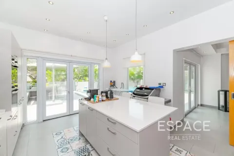 Meadows、Dubai、UAE にあるヴィラ販売中 5ベッドルーム、391 m2、No737904 - 写真 4