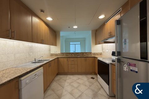 Huoneisto Dubai Marina, Dubai, Arabiemiraatit 3 makuuhuonetta, 216 m2 № 688895 - kuva 6