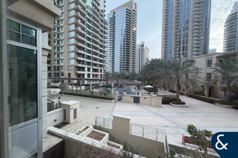 Huoneisto Dubai Marina, Dubai, Arabiemiraatit 3 makuuhuonetta, 216 m2 № 688895 - kuva 17