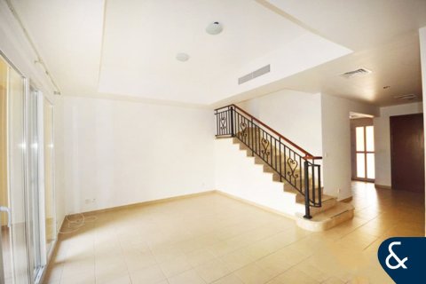 וילה להשכרה ב Arabian Ranches, Dubai, איחוד האמירויות  2 חדרי שינה, 175 מ"ר, מספר 688896 - תמונה 8