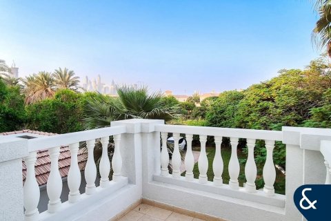 Villa te huur in Jumeirah Islands, Dubai, VAE 4 slaapkamers, 492 vr.m., nr 688898 - foto 8