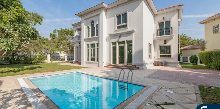 Villa in Jumeirah Islands, Dubai, VAE 4 slaapkamers, 492 vr.m. nr 688898