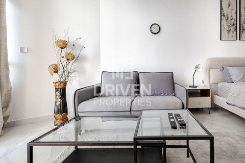 Apartment in Business Bay, Dubai, UAE 1 room, 52 sq.m. № 602600 - photo 2