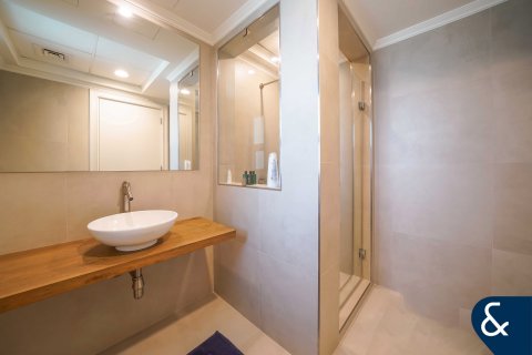 Vila di Dubai Sports City, Dubai, UEA 5 kamar tidur, 542 m2 nomor 667768 - foto 18