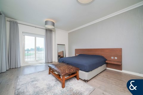 Vila di Dubai Sports City, Dubai, UEA 5 kamar tidur, 542 m2 nomor 667768 - foto 15