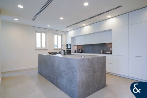 Vila di Dubai Sports City, Dubai, UEA 5 kamar tidur, 542 m2 nomor 667768 - foto 4