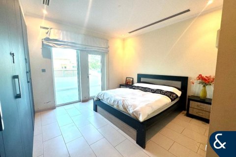 Vilă de vânzare în Jumeirah Park, Dubai, EAU 3 dormitoare, 285 mp. №667762 - poză 8