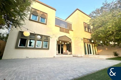 Vilă de vânzare în Jumeirah Park, Dubai, EAU 3 dormitoare, 285 mp. №667762 - poză 17