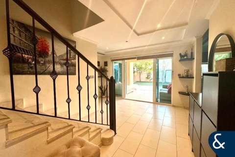 Vilă de vânzare în Jumeirah Park, Dubai, EAU 3 dormitoare, 285 mp. №667762 - poză 11