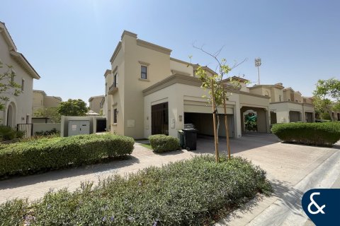 Vila u gradu Reem, Dubai, UAE 4 spavaće sobe, 234 m2 Br. 667766 - Slika 1