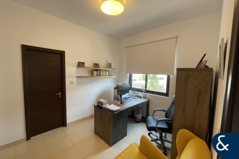 Vila u gradu Reem, Dubai, UAE 4 spavaće sobe, 234 m2 Br. 667766 - Slika 10