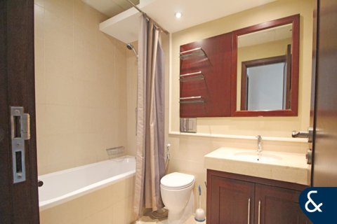 דירה למכירה ב The Views, Dubai, איחוד האמירויות 2 חדרי שינה, 130 מ"ר, מספר 667764 - תמונה 12