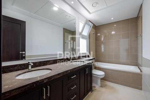 Villa til salg i Serena, Dubai, UAE 3 soveværelser, 186.27 kvm № 743064 - foto 14