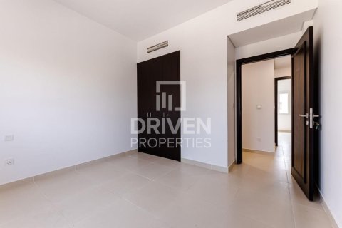 Villa til salg i Serena, Dubai, UAE 3 soveværelser, 186.27 kvm № 743064 - foto 11