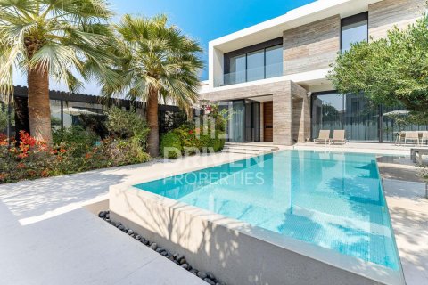 Villa en venta en Jumeirah, Dubai, EAU 5 dormitorios, 940.55 m2 № 743062 - foto 2
