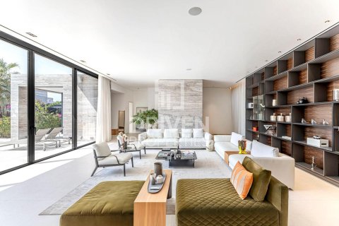 Villa en venta en Jumeirah, Dubai, EAU 5 dormitorios, 940.55 m2 № 743062 - foto 4
