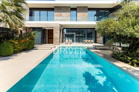 Villa in Jumeirah, Dubai, VAE: 5 Schlafzimmer, 940.55 m2 Nr. 743062