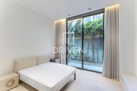 Villa en venta en Jumeirah, Dubai, EAU 5 dormitorios, 940.55 m2 № 743062 - foto 21