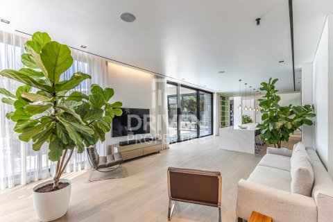 Villa en venta en Jumeirah, Dubai, EAU 5 dormitorios, 940.55 m2 № 743062 - foto 12