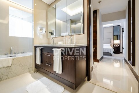 Apartament në Downtown Dubai (Downtown Burj Dubai), Dubai, Emiratet e Bashkuara Arabe 2 dhoma gjumi, 123 m2. № 603435 - Foto 9