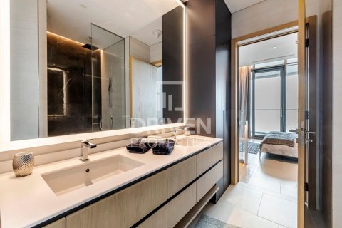 Apartament në Business Bay, Dubai, Emiratet e Bashkuara Arabe 1 dhomë gjumi, 109 m2. № 603426 - Foto 16