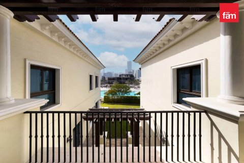 Vila v Dubai, SAE 7 spální, 2350.4 m2 č. 622549 - Fotografia 8