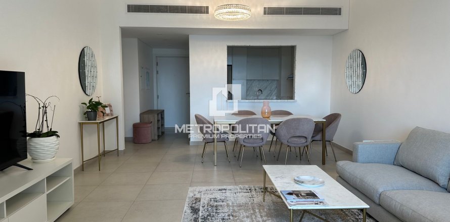 Apartemen di Umm Suqeim, Dubai, UEA 2 kamar tidur, 125 m2 nomor 592278