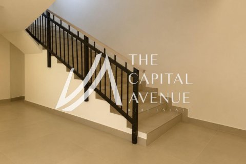 Üürile anda villa asukohaga Al Shamkha, Abu Dhabi, AÜE: 5 magamistoaga, 749.91 m² Nr 768933 - pilt 6