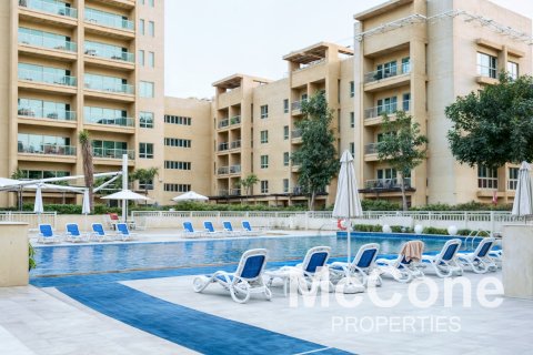 Apartment in Greens, Dubai, UAE 2 bedrooms, 133.87 sq.m. № 587533 - photo 16