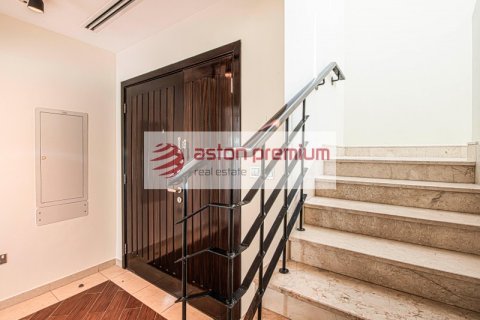 Villa te huur in Jumeirah Village Triangle, Dubai, VAE 2 slaapkamers, 260 vr.m., nr 678701 - foto 28