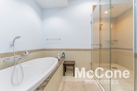 Apartment in Palm Jumeirah, Dubai, UAE 4 bedrooms, 636.29 sq.m. № 587525 - photo 27