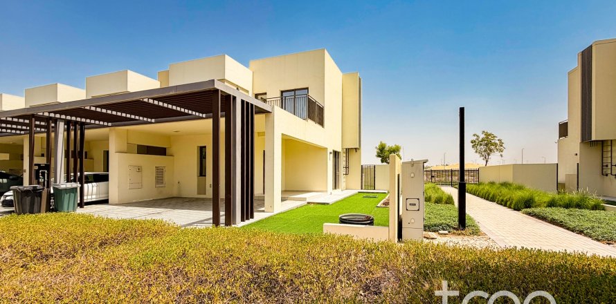 Maison de ville à Dubai South (Dubai World Central), Dubai, EAU: 4 chambres, 237.18 m2 № 753696